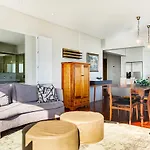 Backup Powered Sea View Apartment On The Promenade