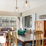 Backup Powered Sea View Apartment On The Promenade