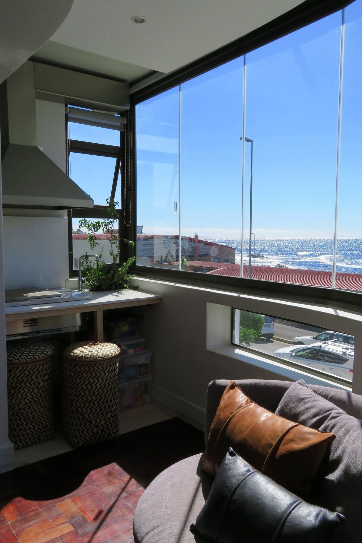 Apartment Backup Powered Sea View On The Promenade *